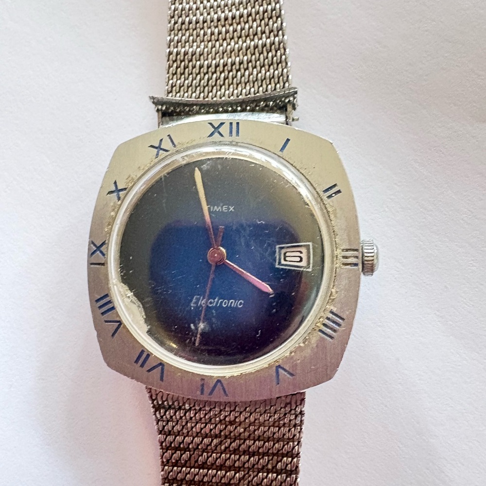 Timex Silver and Blue Smartwatch with Striking Dial